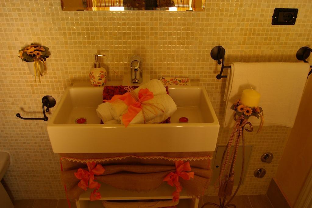 Serapo Bed And Breakfast Gaeta Phòng bức ảnh